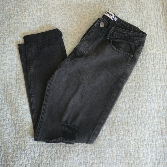 THE ROCKN REV Black Distressed Jeans, Size 8 - Picture 3 of 8